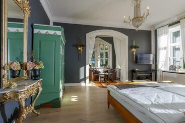 ペンション Villa Ottilienruh Pfauen Suite