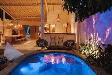 تختخواب و صبحانه Pousada Villa Cacau