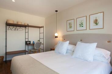 בית מלון כפרי Duruelo Mountain Suites