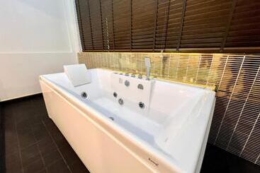 The Space Hotel Lampang