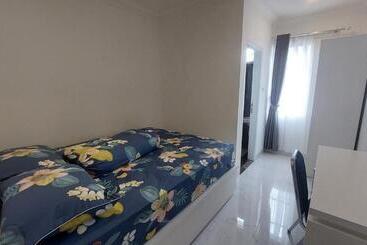 מוטל Wisma Mangurna