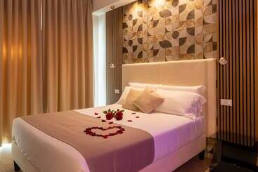 פנסיון Albadea Suites&jacuzzi