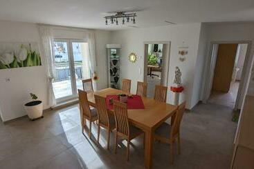 ペンション Gästehaus Freystadt