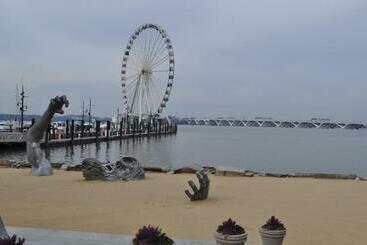 بنسيون Harbor Riverside Property 2