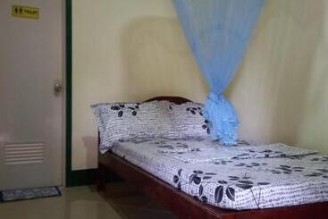 Pensjonat Rodel Yellow Hauz