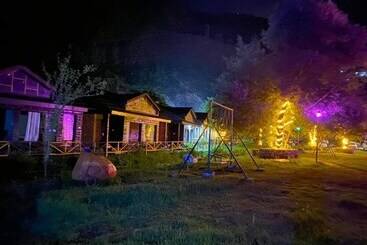 민박 Chanshal Camps And Resort