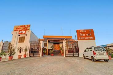 Flagship Hotel Lord Shiva