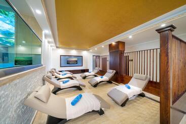 בית מלון כפרי Ramada Plaza By Wyndham Silivri