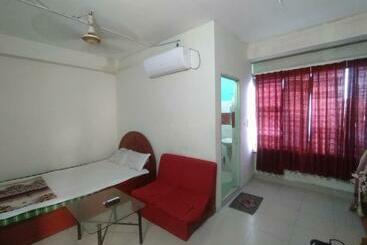 فندق Rose Garden