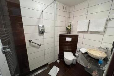 Health And Spa By Doro Im Hotel Am Schwanenweiher