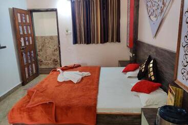 Jain Hotel,pachmarhi