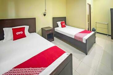 호텔 Oyo 91946  Gajah Mada Indah
