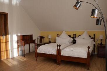 هتل Schloss Diepenbrock