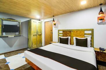 Hotel Collection O 702652  Atranga