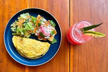 هتل Faisano Nomadas