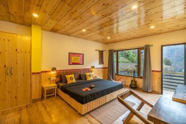 فندق The Hosteller Tirthan Valley