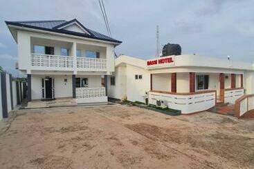 בית מלון כפרי Bassi