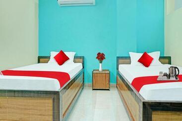 בית מלון כפרי Flagship Raushni Guest House