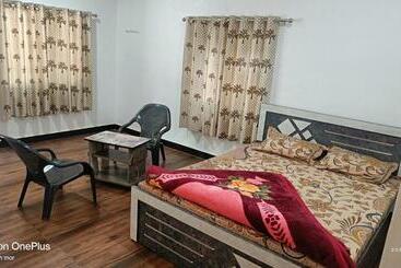 Hotel Gir Madhuli Farmhouse