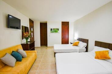 Hotel Monarca Armenia