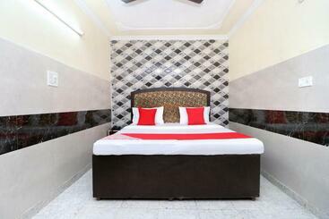 Flagship Hotel New Diamond