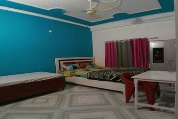 בית מלון כפרי Pop 70260 Jp Palace Home Stay