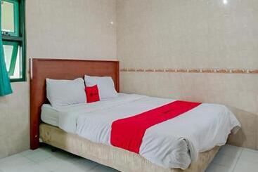 Reddoorz Syariah @ Hotel Sidomulyo Pacitan