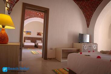 호텔 Beach Safari Nubian Resort