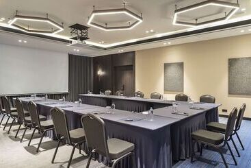 هتل Doubletree By Hilton Sanliurfa