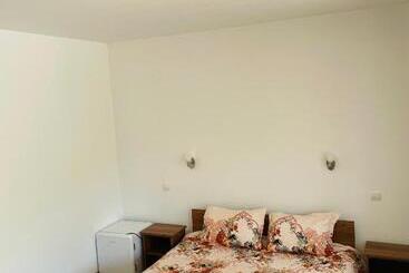 Pensiunea Cheile șugăului