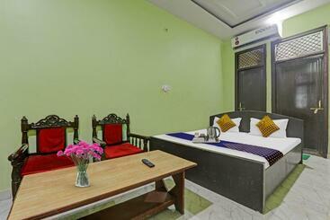 Spot On Hotel Durga Shiv