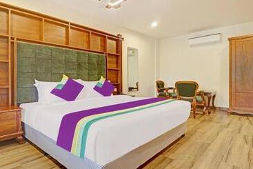 호텔 Treebo Premium Vahada