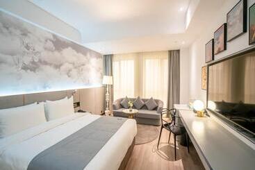 Lanou Hotel Xiaonan District Wanda Plaza