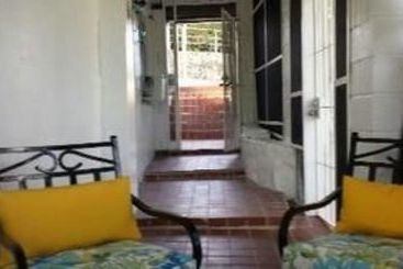تختخواب و صبحانه Hillcrest Guest House