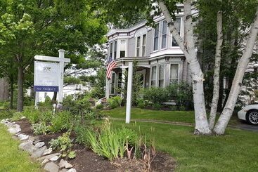 ベッドアンドブレックファースト Blackberry Inn