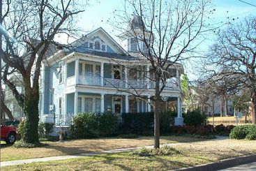 住宿加早餐  Tygrett Hotel