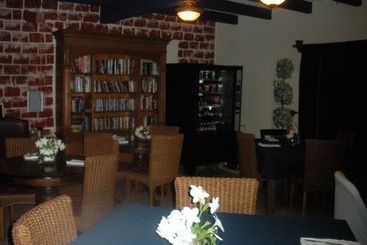 Club Arias Bed & Breakfast