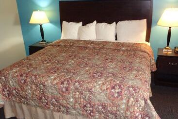 فندق Fairgrounds Inn