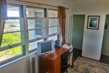 هتل Hilltop Legacy Vacation Home