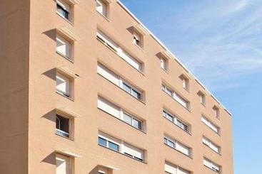 ホテル Séjours & Affaires Saint Etienne Jules Ferry