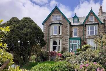 膳宿费 Penrose Bed & Breakfast