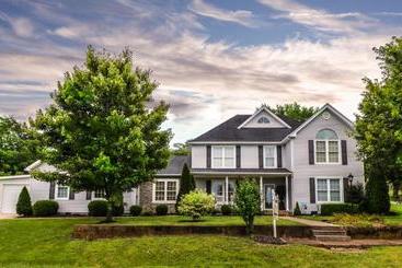 The Hill House Bed & Breakfast