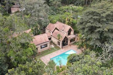 فندق صغير Casa Kolibri