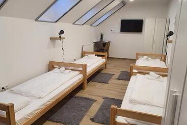 مبيت وإفطار Breier Farm   Tanya Panzió