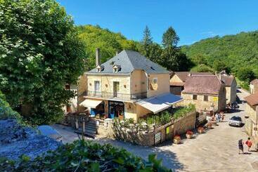住宿加早餐  Hôtellerie De L Abbaye Saint Amand