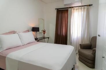 Nocleg ze śniadaniem Casa De Campo   15 Minutos Das Cataratas E Aeroporto   Piscina Com água Salgada E Muito Espaço Ao Ar