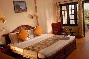 فندق K K Residency Payyanur