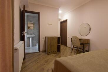 בית מלון כפרי Lileo Inn