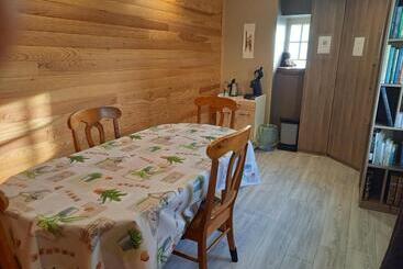 مبيت وإفطار La Fermette   Chambres D Hôtes Dans Environnement Calme Et Arboré