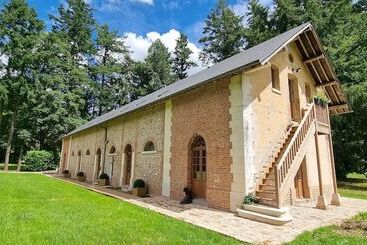 مبيت وإفطار Les Ecuries Du Château De Brumare